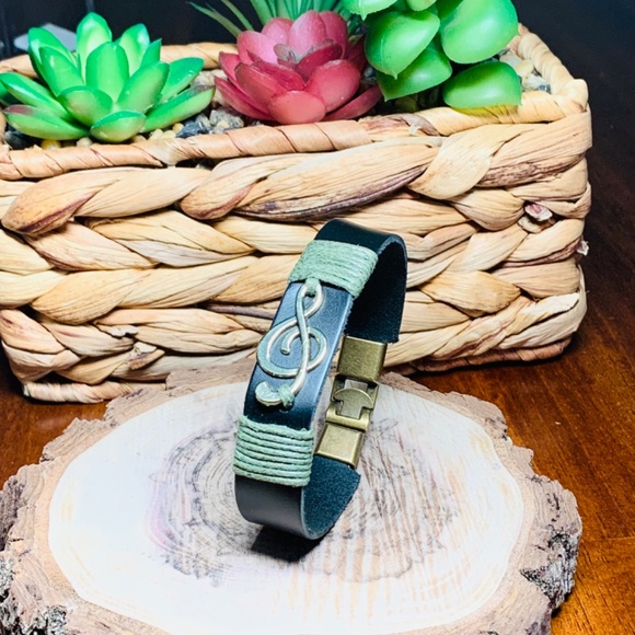 🎼HOST PICK🎼 Treble Clef Black Leather and Moss Green Cord Bracelet, with Brass - Picture 1 of 13